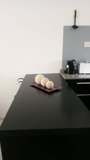 Moderno Departamento Con Balcon En Recoleta * Buenos Aires